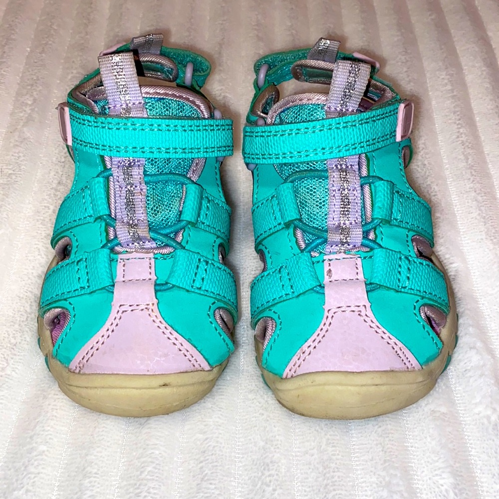Cat & Jack sandals
